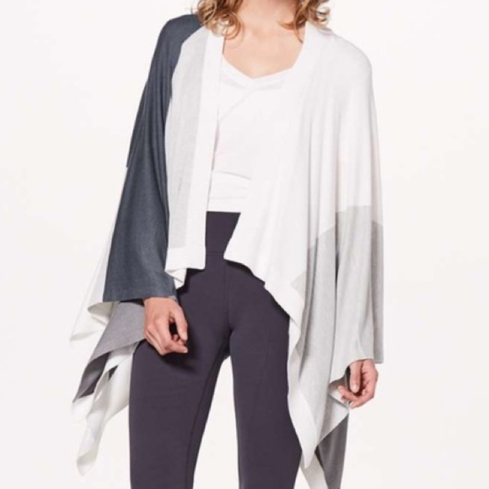 Lululemon Color Block Hatha Wrap In Nebula/Racewa… - image 3